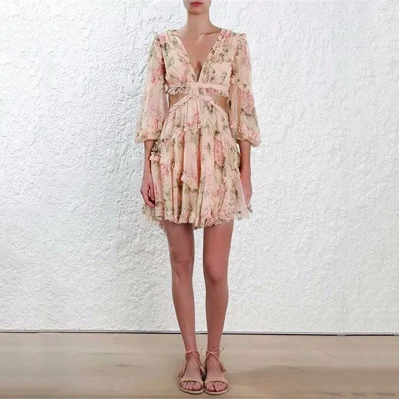 Фото Sexy Print Dress Female Chiffon V Neck Hollow Out Lantern Sleeve High Waist Mini Dresses Summer Fashion Sweet New Женская одежда Sexy Print Dress Female Chiffon V Neck Hollow Out Lantern Sleeve High Waist Mini Dresses Summer Fashion Sweet New Женская одежда