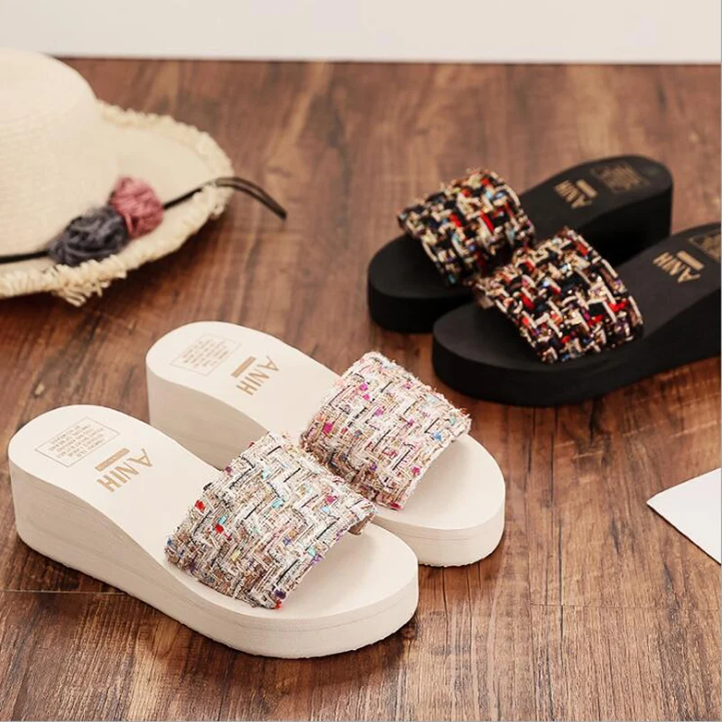 

Women House Slippers Faux Fur Fashion Warm Shoes Woman Slip on Flats Female Slides Black Gold Cozy Home Slippers