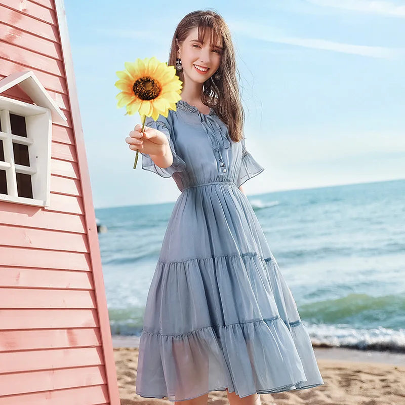 Летнее новое платье с v образным вырезом однотонное А силуэта женское