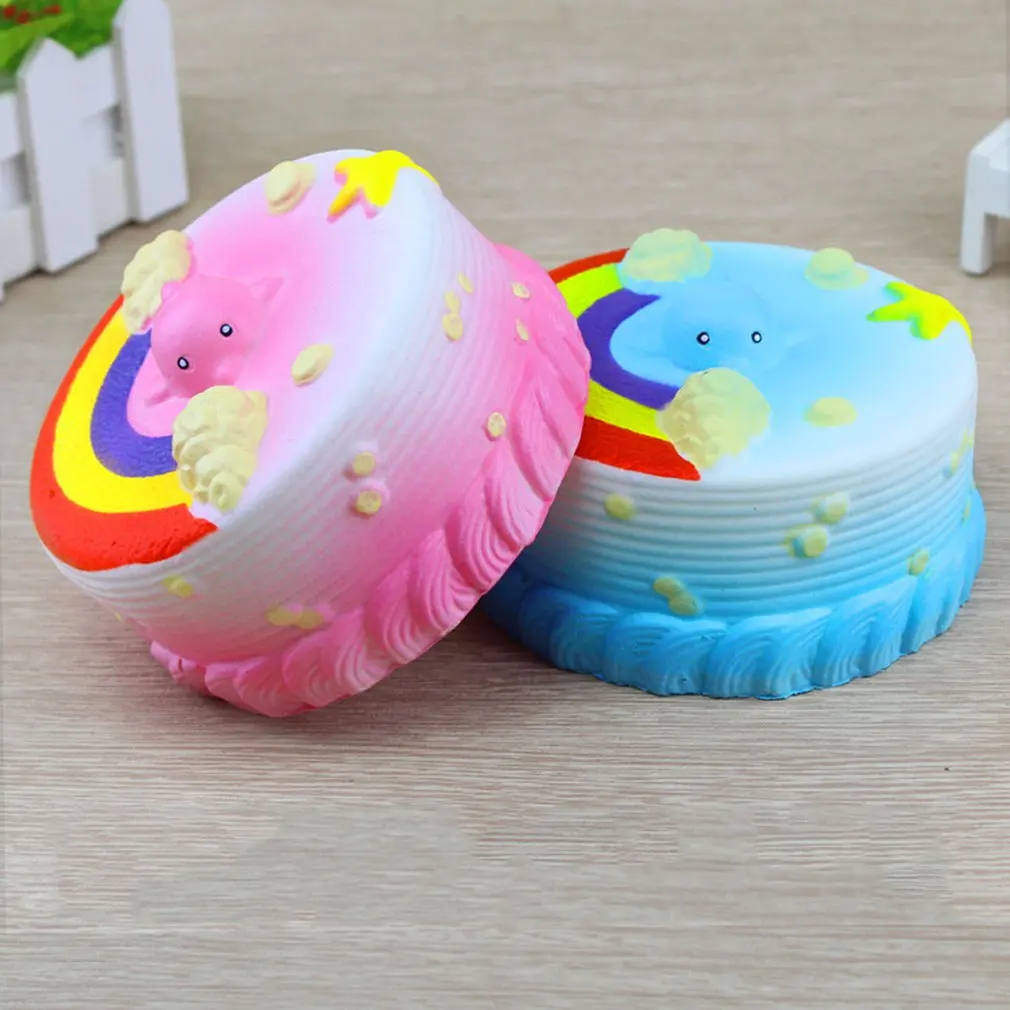 

Christmas 11cm Sea Cake CreamSqueeze Toy Squishy Slow Rising Decompression Squeeze Toys