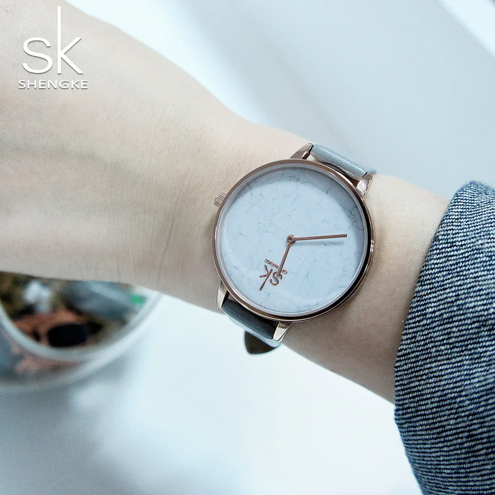 

Shengke Luxury Top Brand Women's Watch SK Ladies Watches Fashion Leather Female Clock WristWatch Relogio Fmeinino