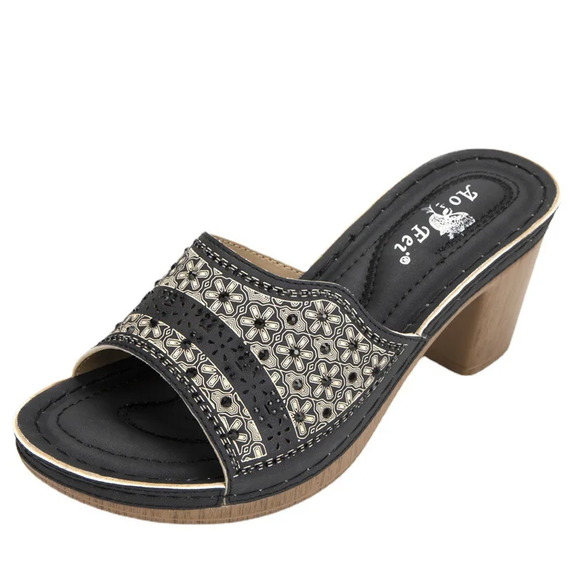 

The new 2021 summer high heels national wind diamond thick with totem lady sandals comfortable slippers big yards