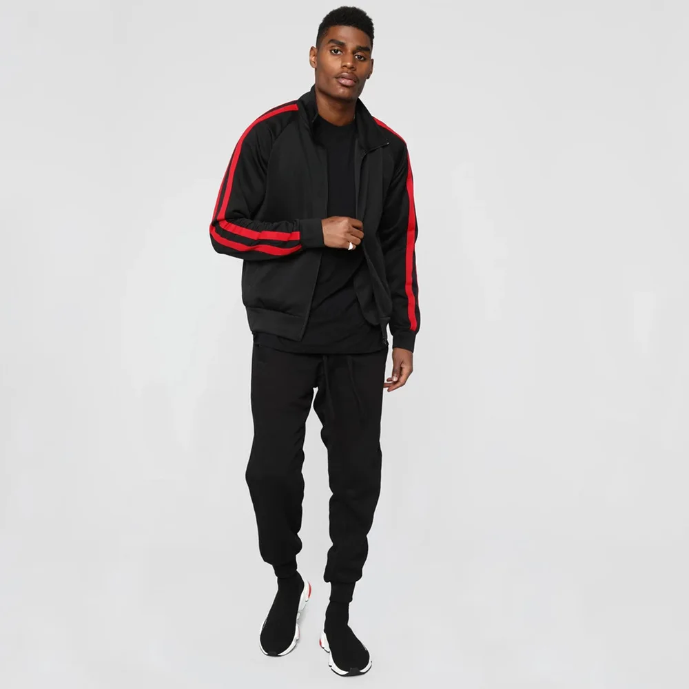 

2021 new casual light board men's sports suit outdoor running leisure clip to overcome