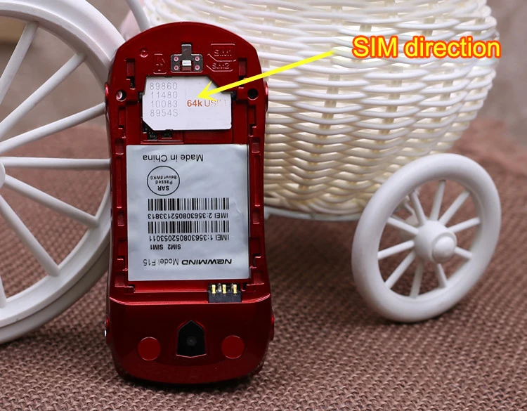 Newmind F15 модель автомобиля фонарик две sim-карты Mp3 Mp4 FM радио рекордер Флип Мобильный телефон модель автомобиля мини мобильный телефон P431