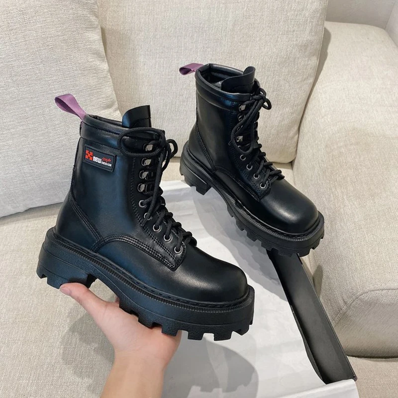 

Ladies Platform Martin Boots Thick-soled Waterproof Non-slip Wear-resistant Leather Boots Women's Black Plush Winter Boots
