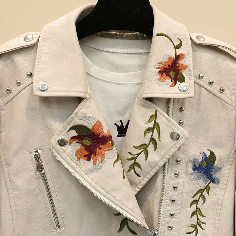 Sungtin Высококачественная куртка из искусственной кожи с заклепками вышивкой