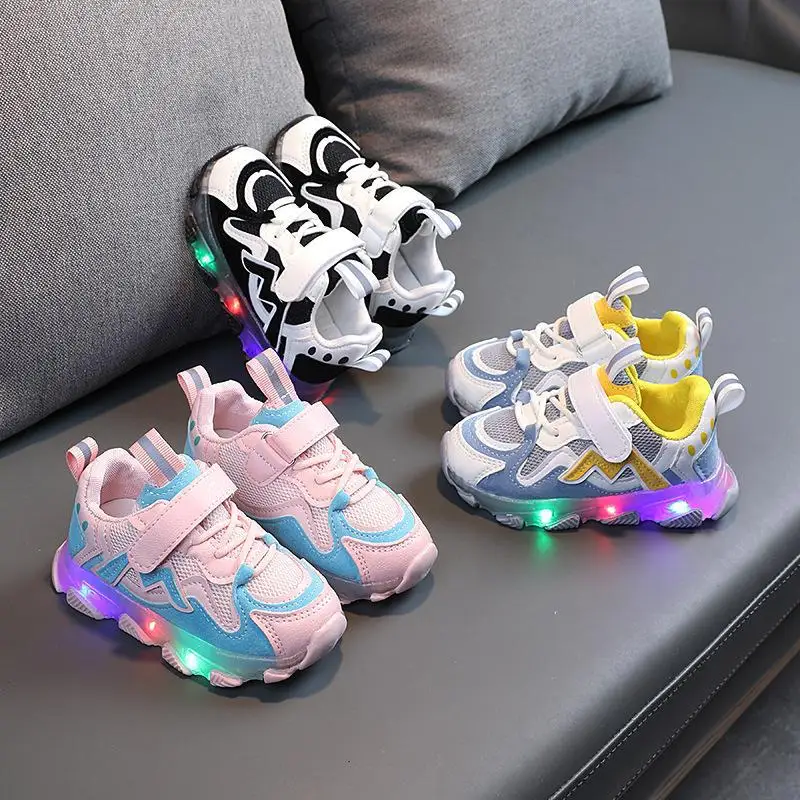 

Size 21-30 Baby Boys Gilrs Luminous Sneakers Kids Breathable Casual Shoes Children Led Light Up Anti-slippery Glowing Tenis