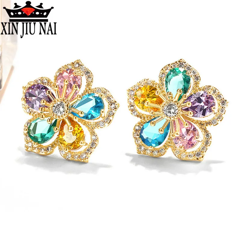 Модные серьги гвоздики с цветком из натурального разноцветного турмалина