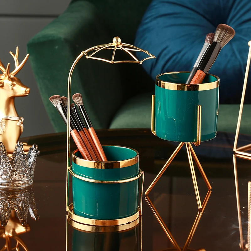 

Desktop decoration makeup pen holder storage box princess girl lovely Nordic ins web celebrity light luxury products