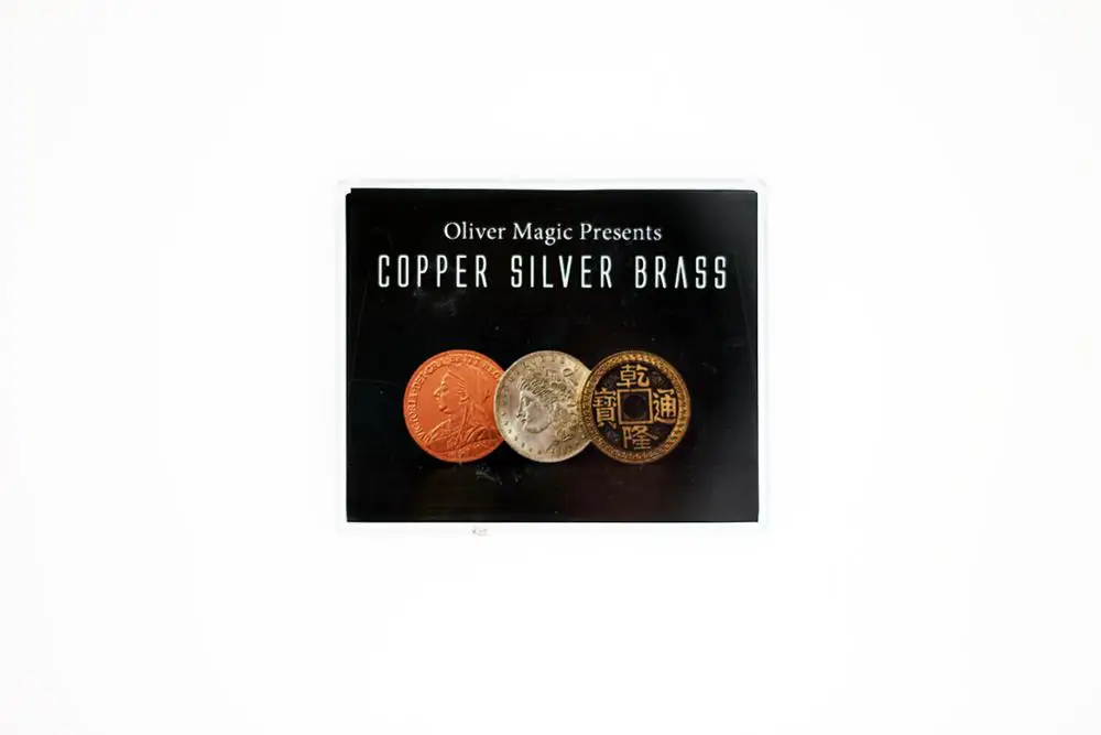 Медная Серебряная латунная транспозиция магии крупным планом/ТВ