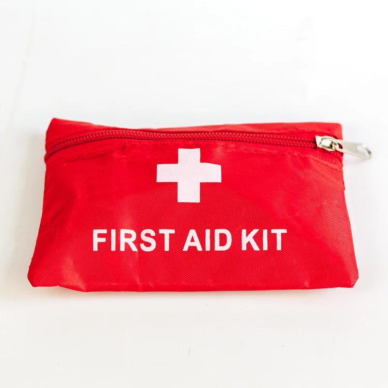 

19 years of new outdoor portable first aid kit car family medicine bag