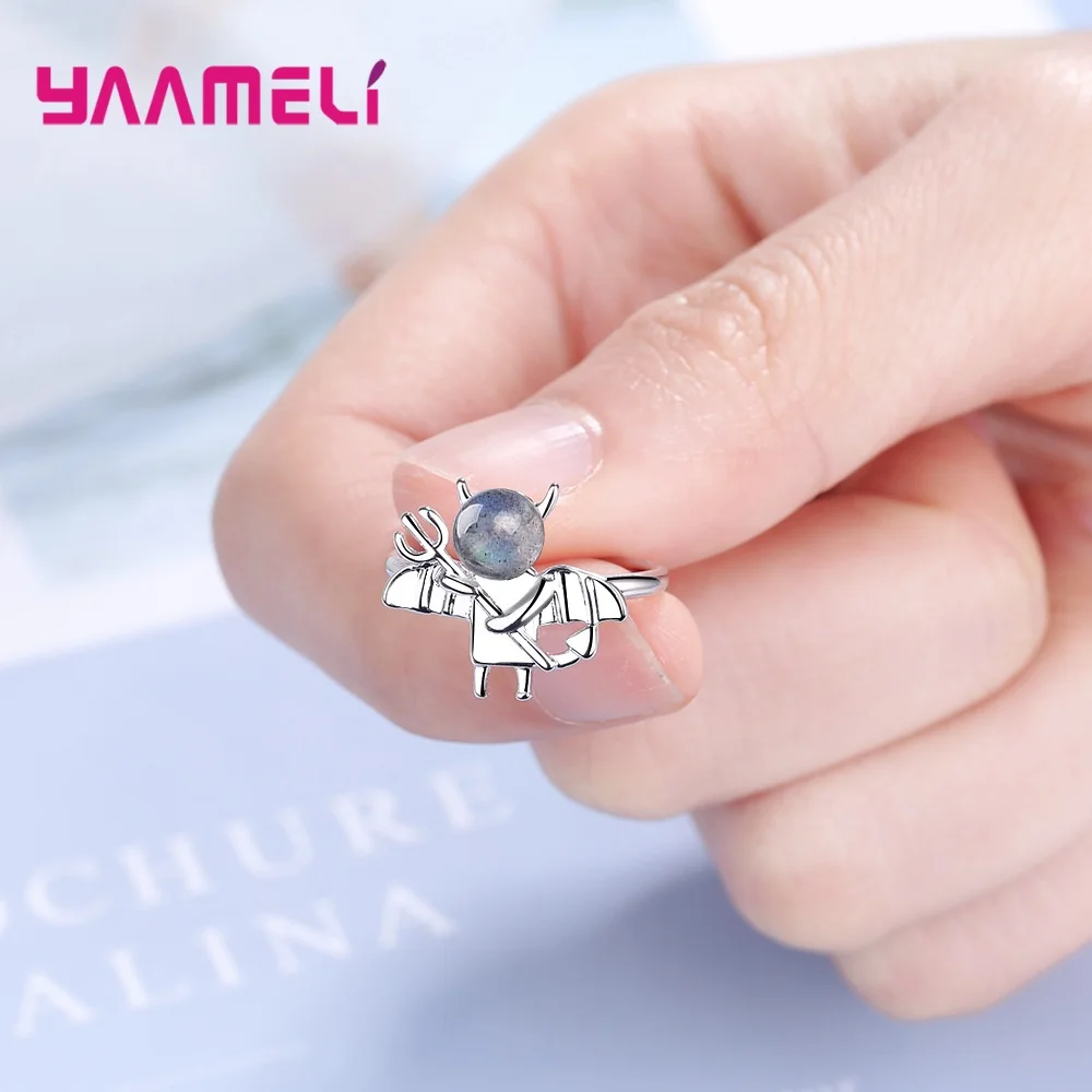 

Hot Sale Moonstones Finger Ring Fine S925 Silver Opening Wedding Bands Devil Statement Rock Women Men Bague for Show Party
