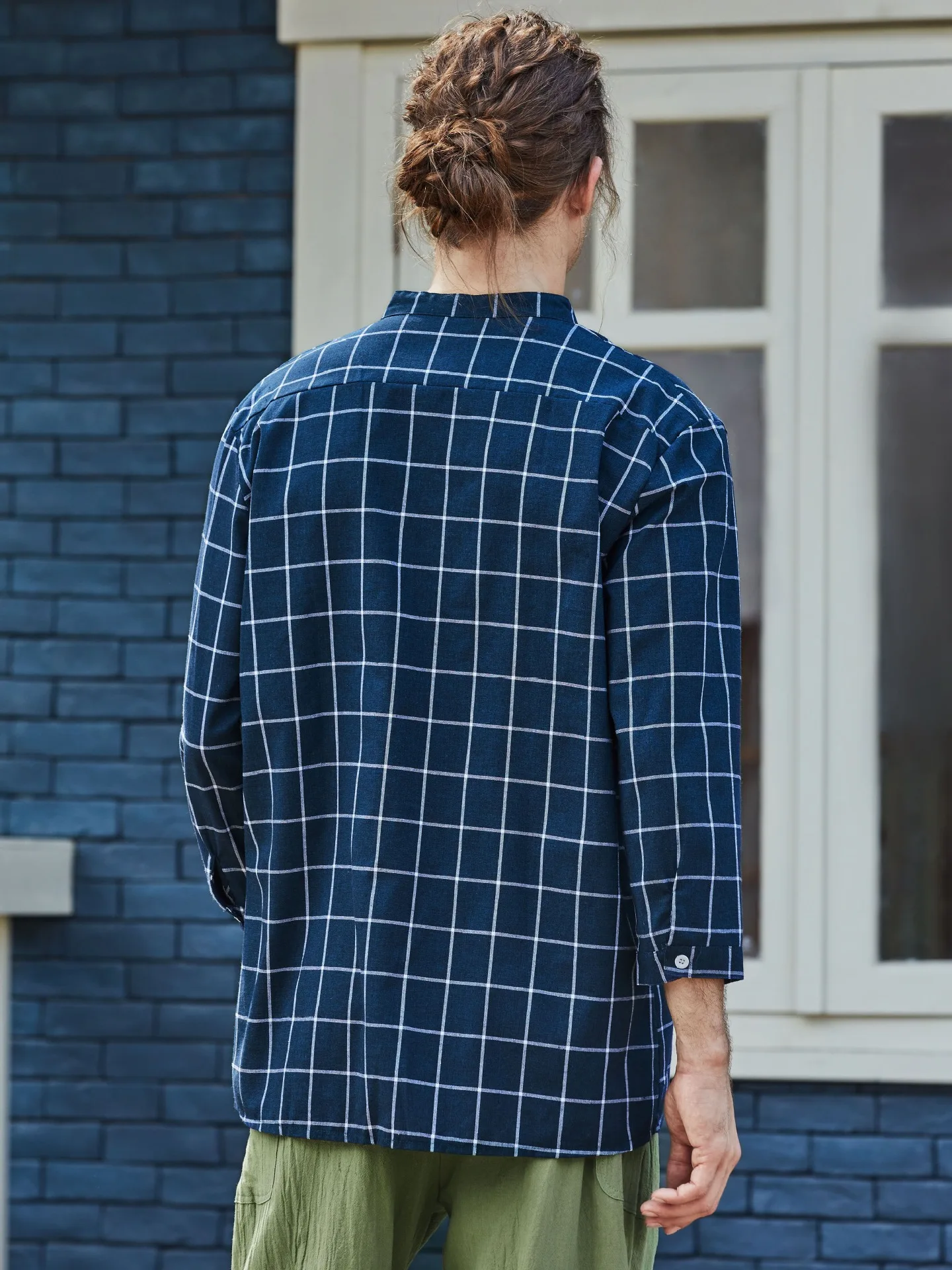 Рубашка мужская в клетку с круглым вырезом на пуговицах|Повседневные рубашки| |