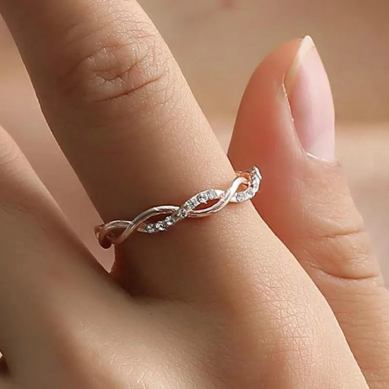 Модное витое кольцо с кристаллами витые Свадебные Кольца для женщин ювелирные
