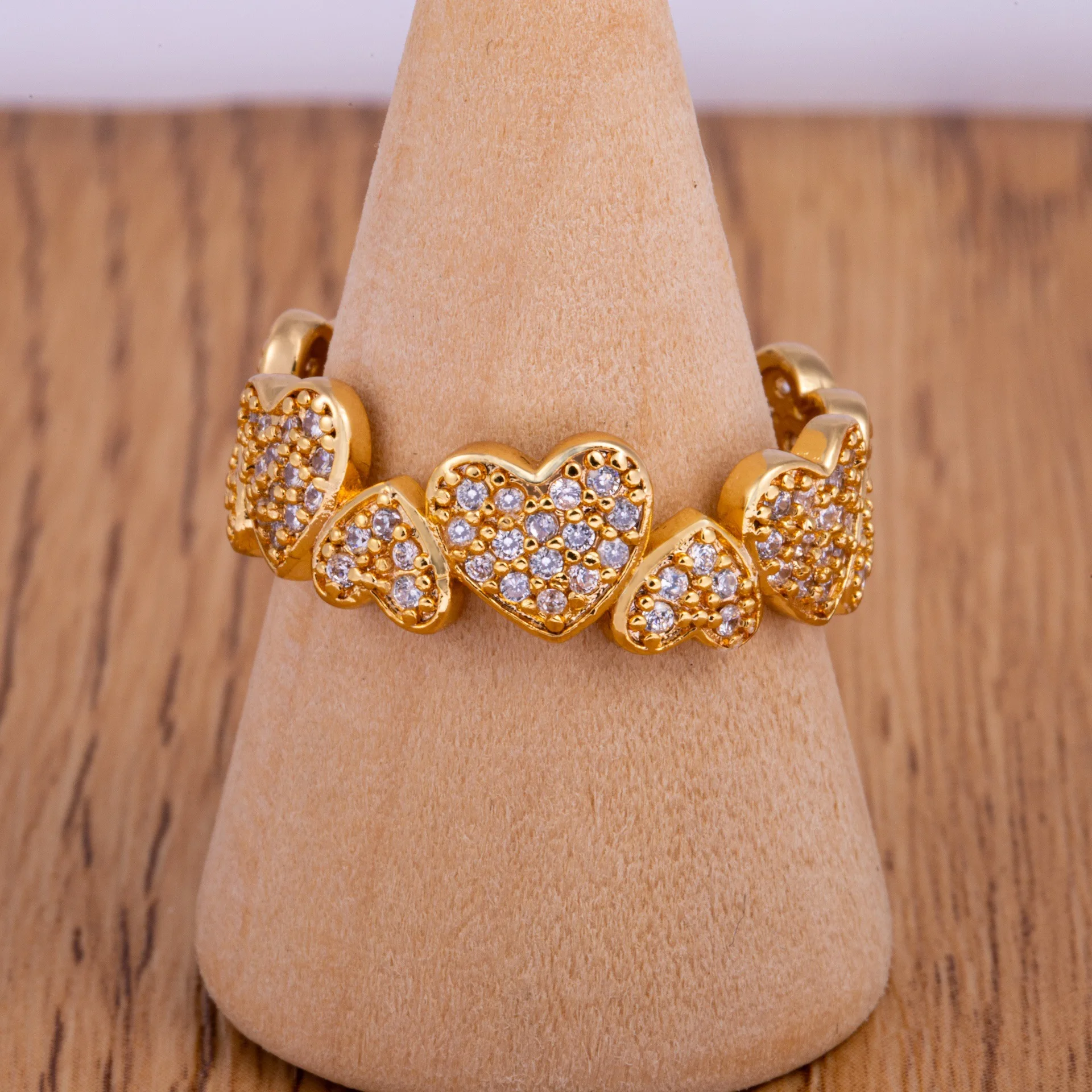 

Hip Hop Fashion Love Heart Shape Ring For Men And Women Personality Party Rings Gift For Girl And Boy Fashion Jewelry