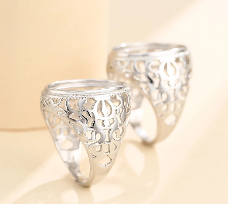 Основание с полуободковым креплением серебристого цвета основа для мужских