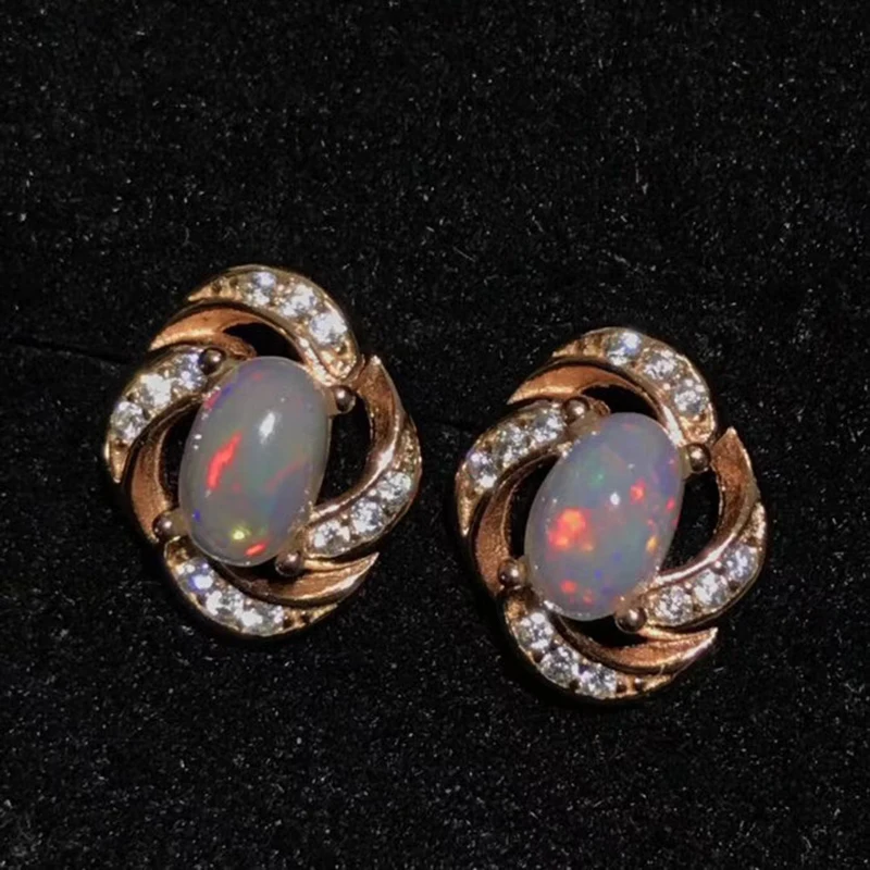 Серьги гвоздики из серебра 925 пробы с натуральным опалом 4 Х6 мм|Серьги-гвоздики| |