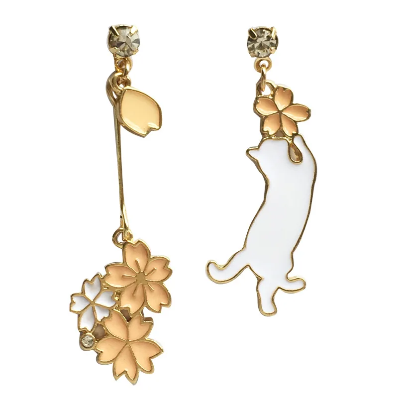 

CH-779 S925 silver nails beautiful cat fluttering earrings girl diamond asymmetric earrings female