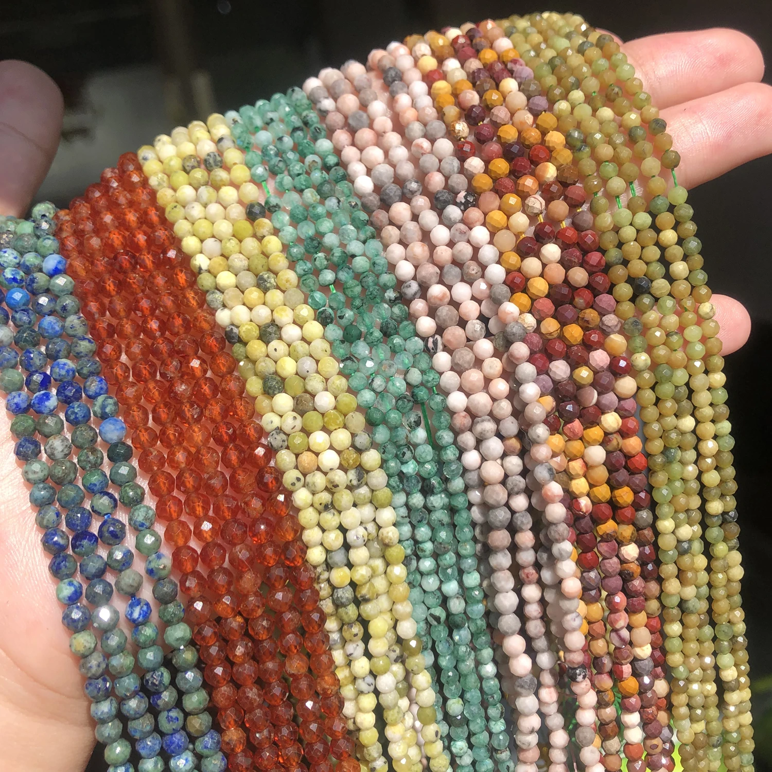 Оптовая продажа 2 3 4 мм крошечные бусины из драгоценных камней блестящие
