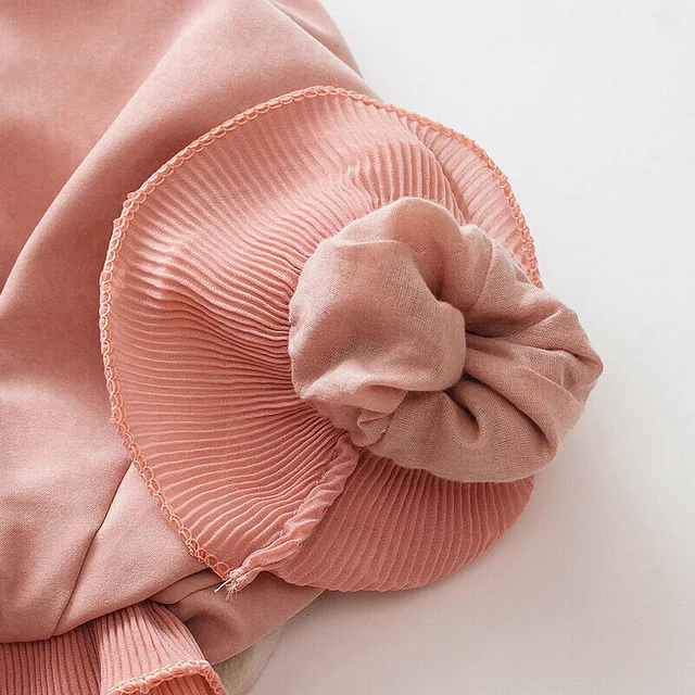 Детская куртка на молнии с длинным рукавом и оборками | одежда обувь