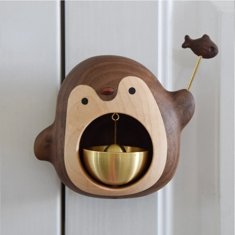 

Деревянный подвесной колокольчик в скандинавском стиле с пингвином, металлический колокольчик, краб, креативная наклейка на дверь холодил...
