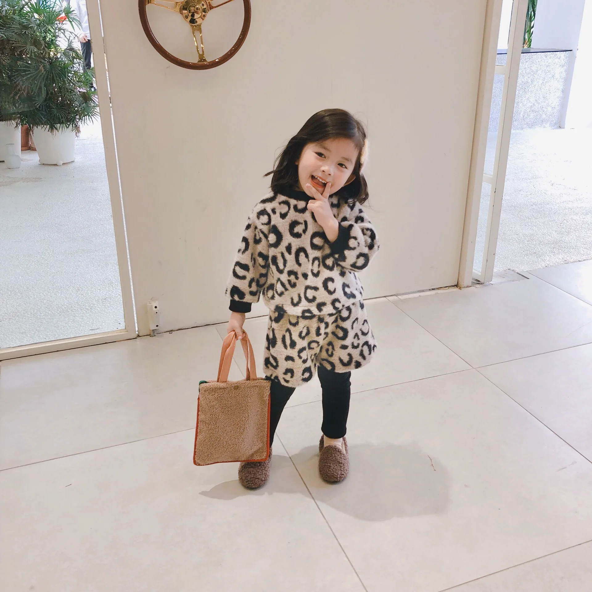 Зимние комплекты одежды для девочек новое поступление корейский стиль