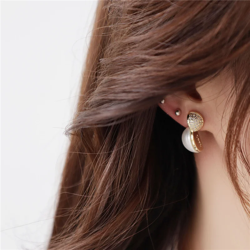 

Ins Style Geometric Imitation Pearl CZ Crystal Gold Stud Earrings Woman European and American Fashion Statement Earrings Jewelry