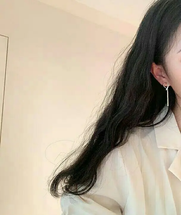 Длинные подвижные бриллиантовые гвозди с золотым кольцом|Серьги-гвоздики| |