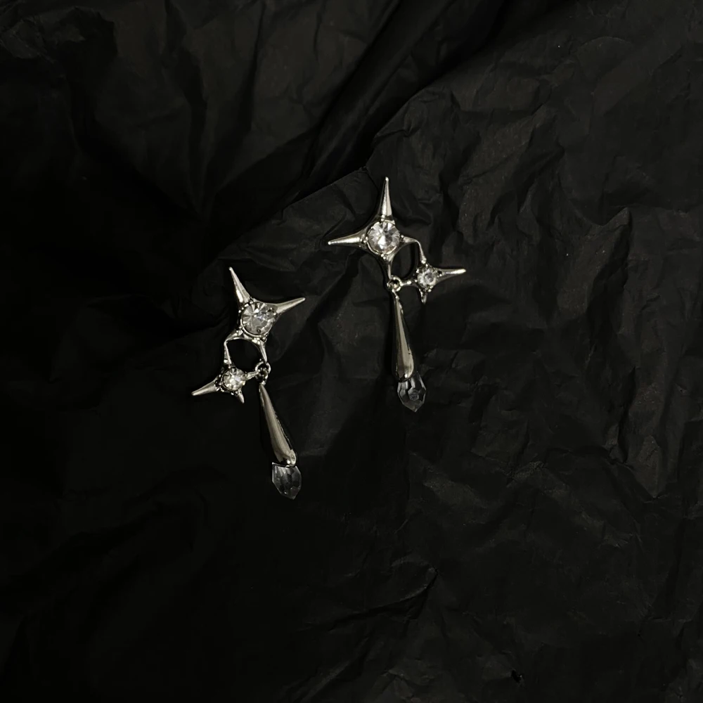 

Contracted Only Beautiful Women Stud Earrings Drift And Generous Fashion Stud Earrings Jewelry Gifts