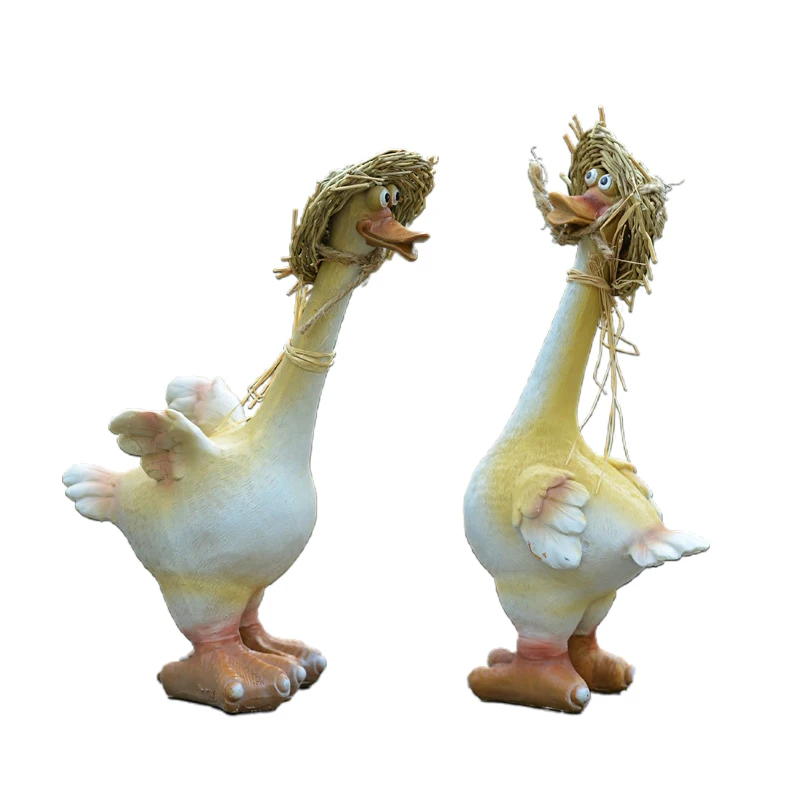 

2pc Garden Sculpture Resin Duck Straw Hat Garden Couple Duck Pond Landscaping Decorative Statue Courtyard Lawn Landscape L23