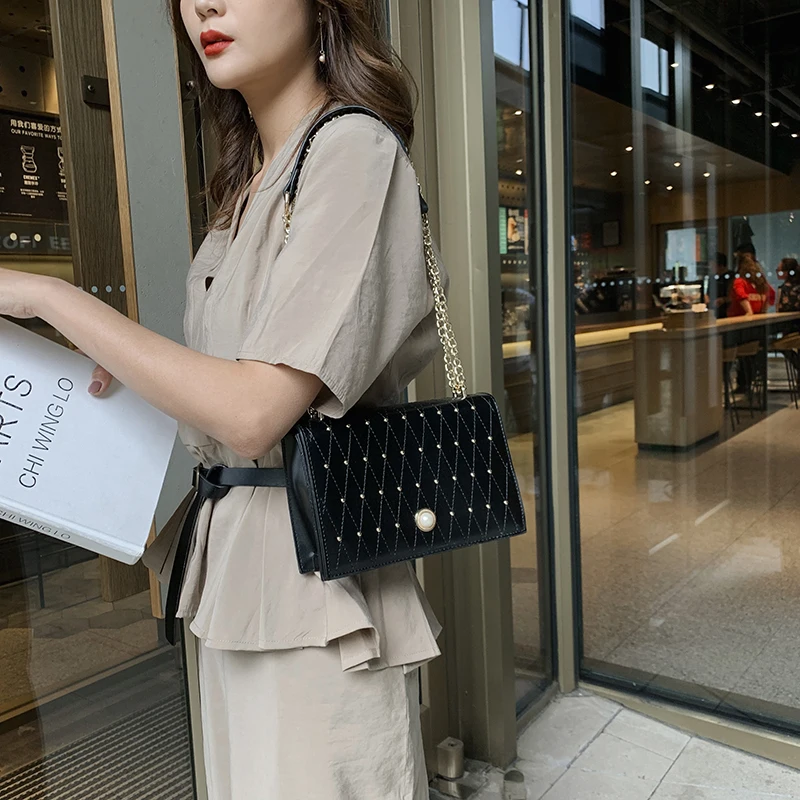 2019 ПУ кожа заклепки дизайн сумки на плечо для женщин маленькая цепь кошелек сумка