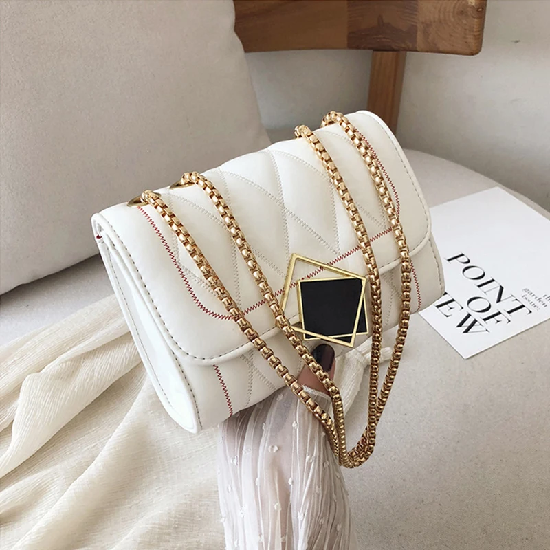 Модная женская сумка маленькая квадратная на одно плечо через цепочке роскошные