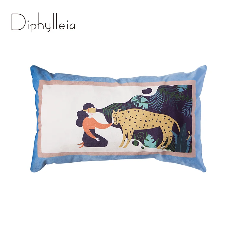 

Diphylleia Cushion Cover French Retro INS Pillow Case Creative Illustration Girl And Leopard Nordic Living Room Dormitory Decor