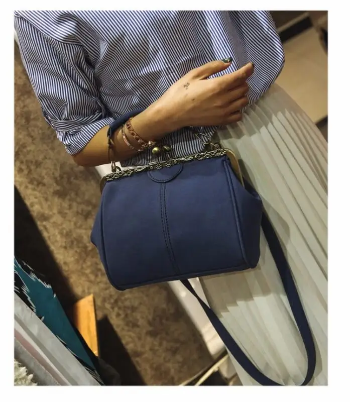 

2021 New Retro Style Frosted Leather Buckle Portable Women's Bag Fashionable Women's All-Match Shoulder Crossbody Shell Bag