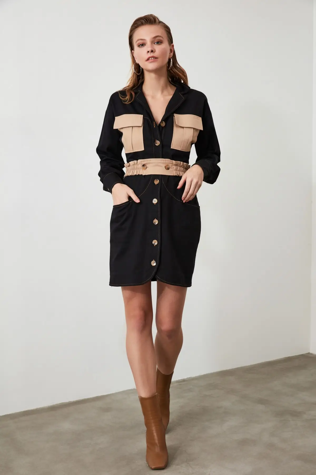 

Платье-рубашка с карманами TWOAW21EL0325