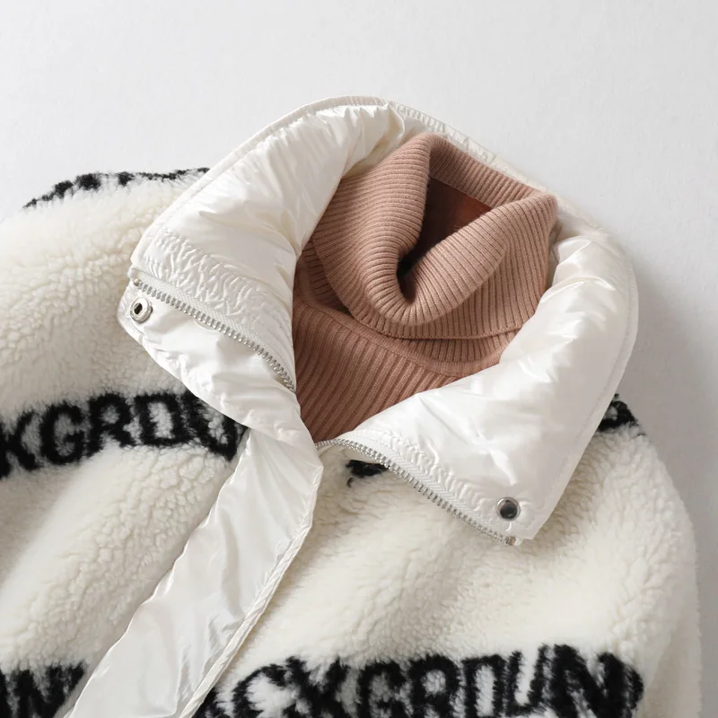 Бархатное пальто из овечьей шерсти с частицами комбинированное женское меховое