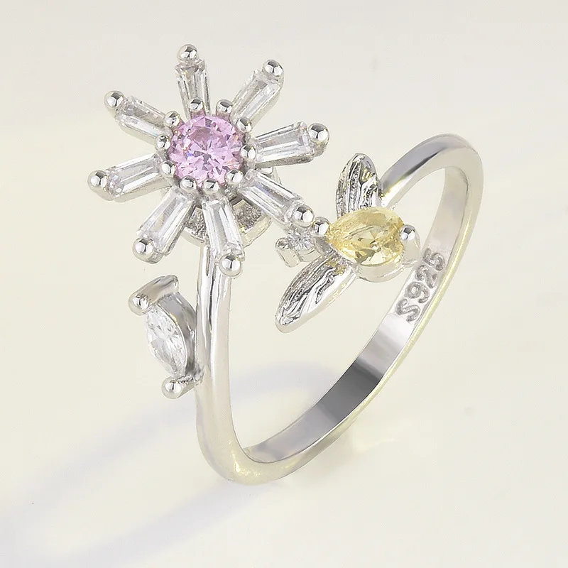 

Hot selling rotating bee open ring crystal daisy female jewelry women wedding engagement party rings