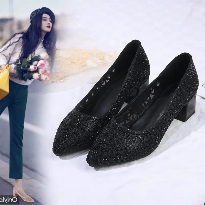 Туфли-лодочки женские на квадратном каблуке заостренный носок модная обувь из