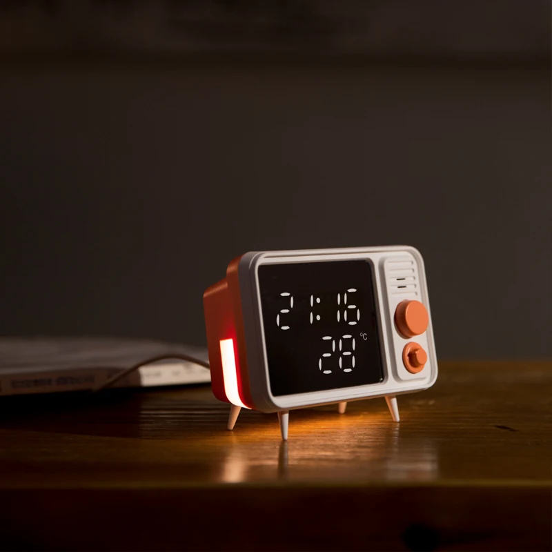 Умный прикроватный Электронный светильник беспроводной Будильник радио Повтор