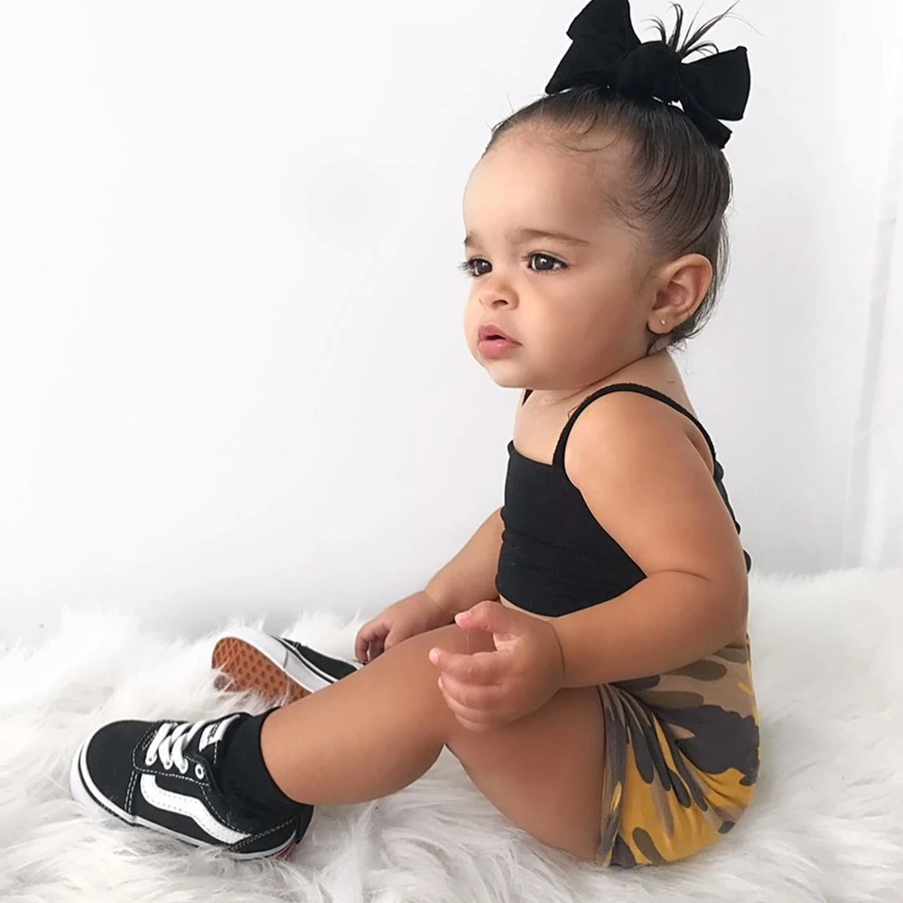 

2Pcs Baby Summer Outfit Solid Color Spaghetti Straps Crop Tops + Camouflage Shorts Suit for Toddler Girls 0-3 Years