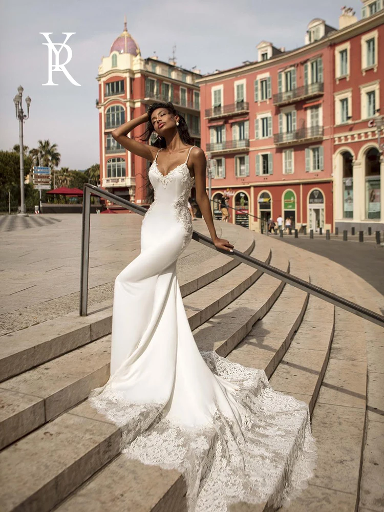 

YILIBER Mermaid wedding dress thin shoulder strap v-neck simple sleeveless white chiffon lace tailing wedding gown