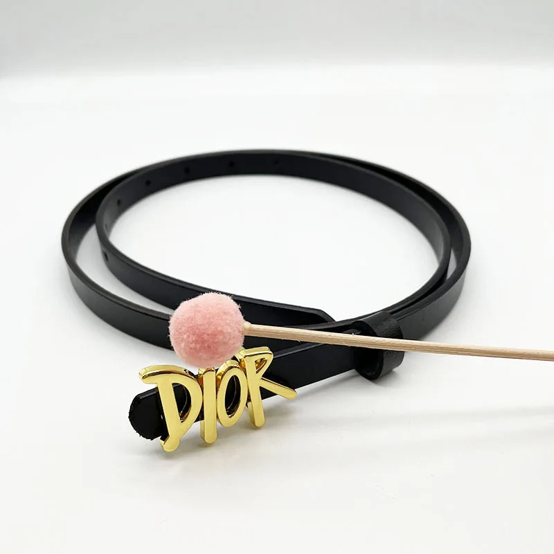 

Новый черный маленький женский ремень из натуральной воловьей кожи Маленькая Гонконгская книжка ins сетчатый красный темпераментный тренд ...