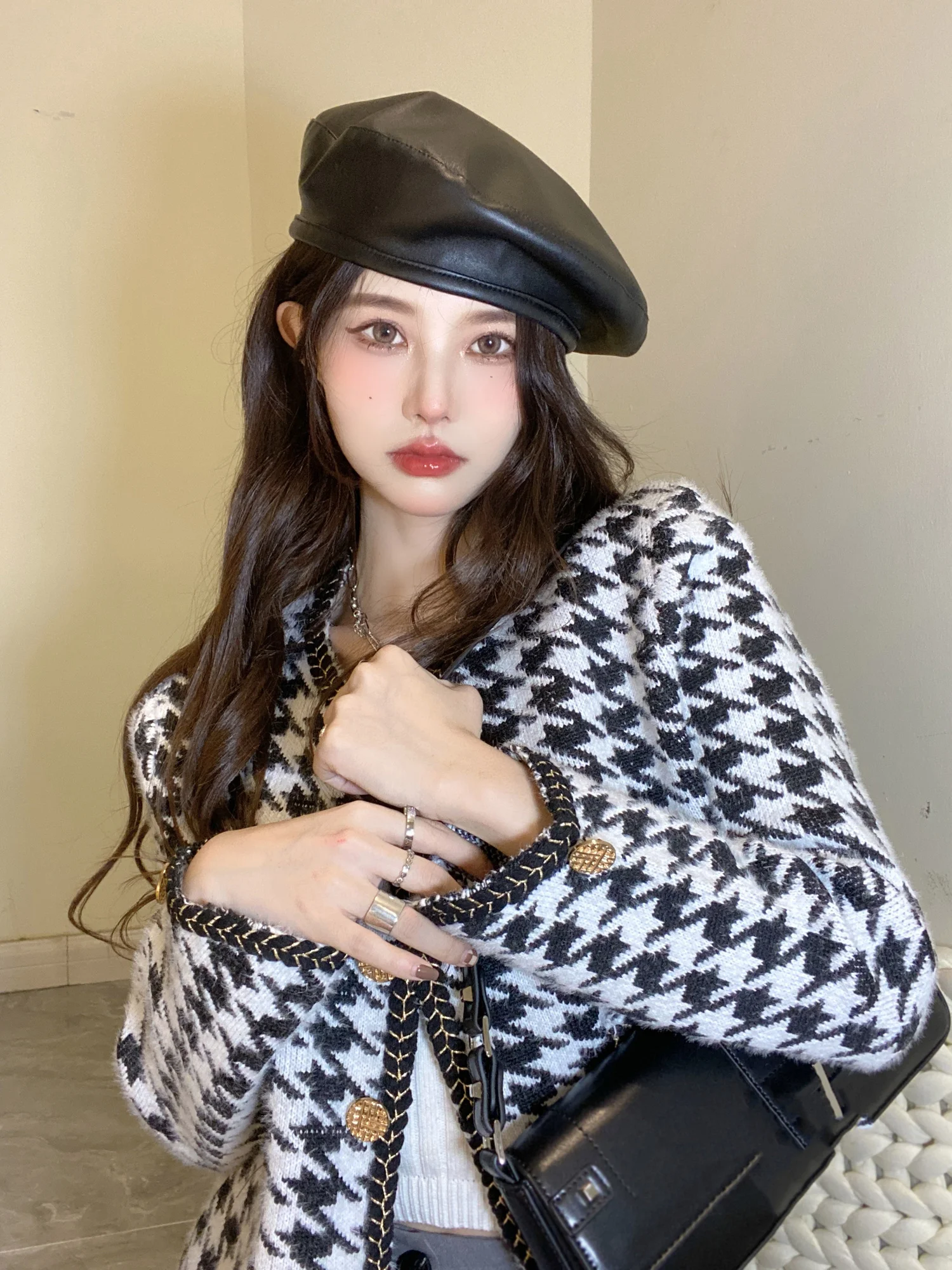 Женское свободное короткое пальто с длинным рукавом в стиле гусиные лапки