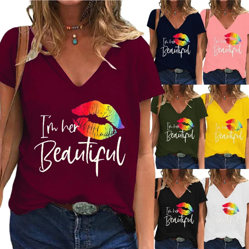 Женская футболка с коротким рукавом V-образным вырезом и принтом губ | одежда