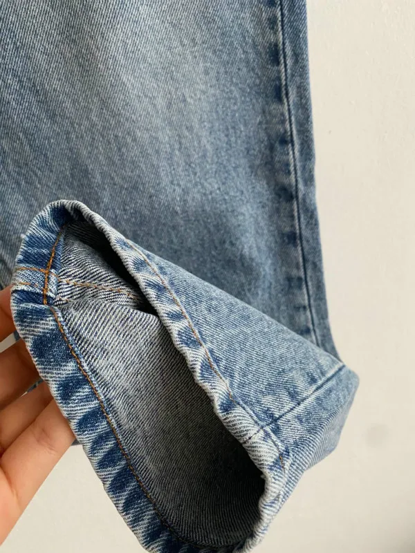 

2020 Autumn and Winter New Pattern Fashion Versatile ClassicTrendy Brand Show Thin High Waist Straight Jeans Woman