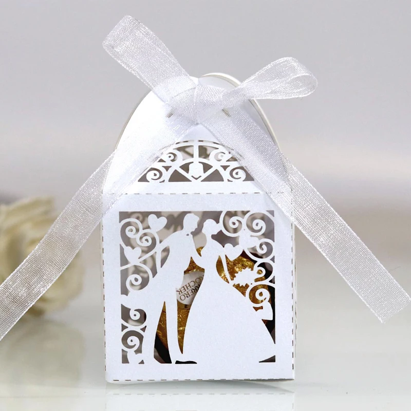 

50/100Pcs Love Heart Candy Boxes 8x5x5cm Laser Cut with Ribbon Guest Gift Boxes Paper Packaging Baby Shower Wedding Party Supply