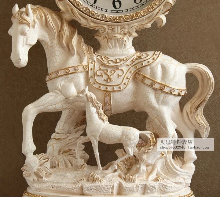 Часы в европейском стиле ретро сиденье модные креативные настольные часы JUNMA для