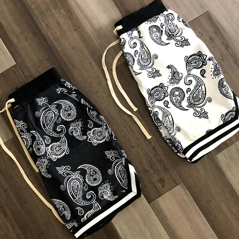 

2021 Harajuku Streetwear Shorts Men Bandana Pattern Fashion Summer Shorts Hip Hop Casual Bottoms Elastic Wais Man Casual Pants