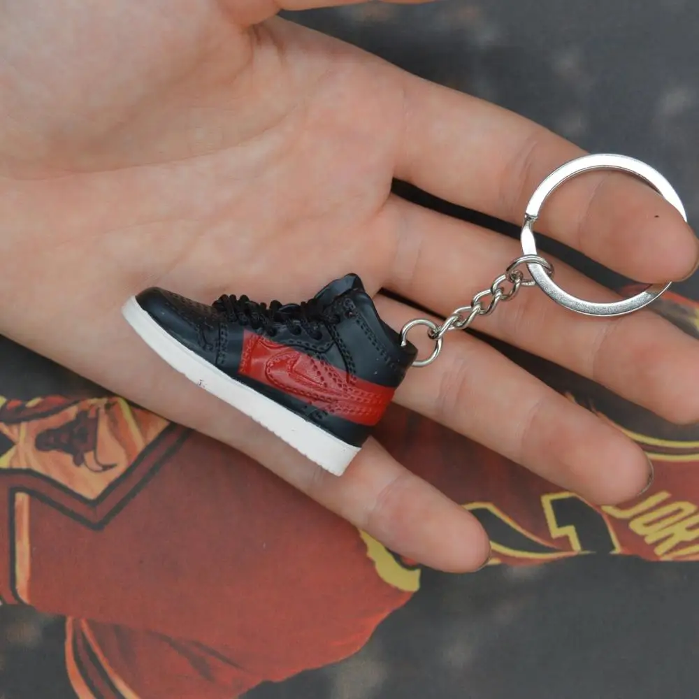 one shoe keychain Дропшиппинг aj1 offwhite Chicago Unc брелок в виде кроссовка Air Jordan 1 3D мини-кроссовки, закрытая спортивная обувь брелок в виде кроссовка s - Цвет: one shoe keychain