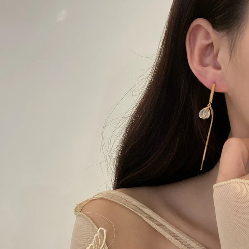 

S925 needle Women Jewelry Vintage Chain Drop Earrings Golden Plating Long Earrings For Women Celebration Gifts